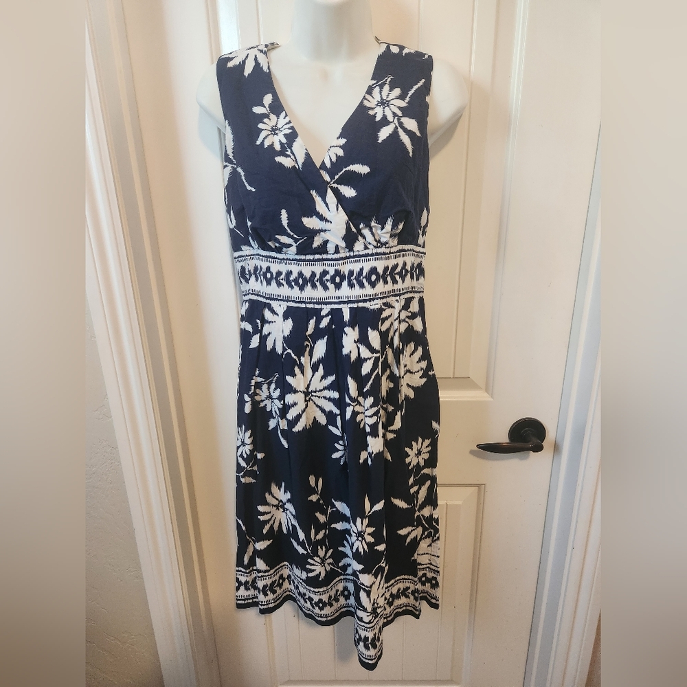 Chadwicks of Boston Navy/White Hawaiian Island 100%Cotton Vneck Dress Like New